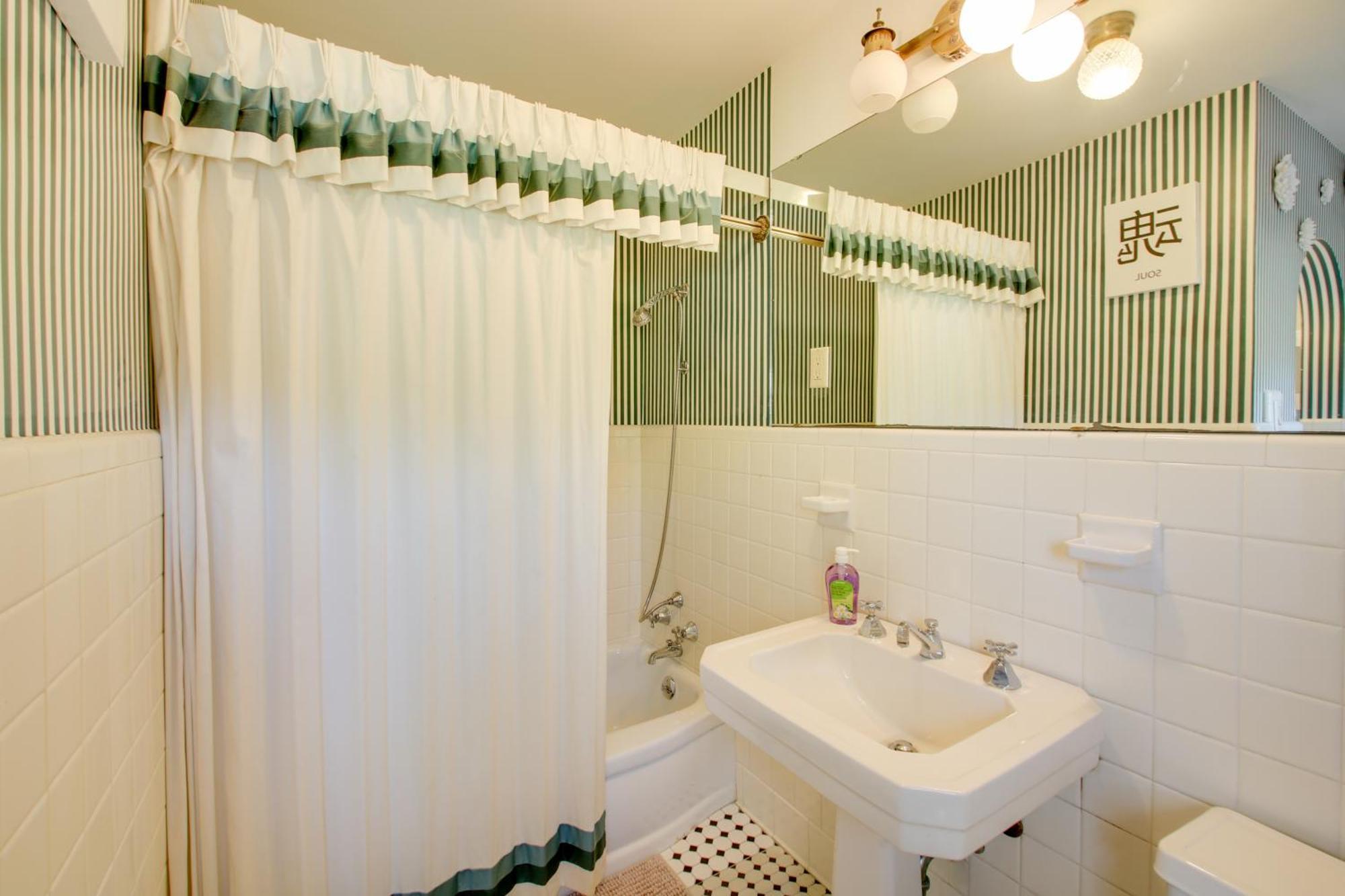 Hot Springs Home With Pool - Half Mile To Oaklawn! Exterior photo